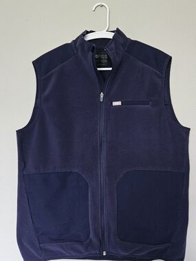 FIGS Men’s Navy Fleece Vest Sz Large